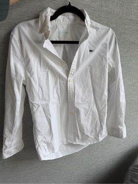 Vineyard Vines White Button-Down Shirt size M (12-14)